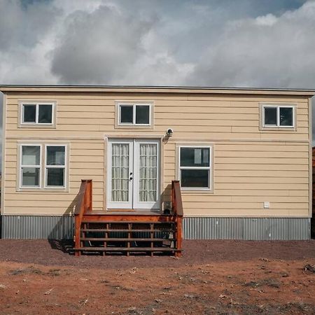 Grand Canyon Hideaway Tiny Home Валл Екстер'єр фото