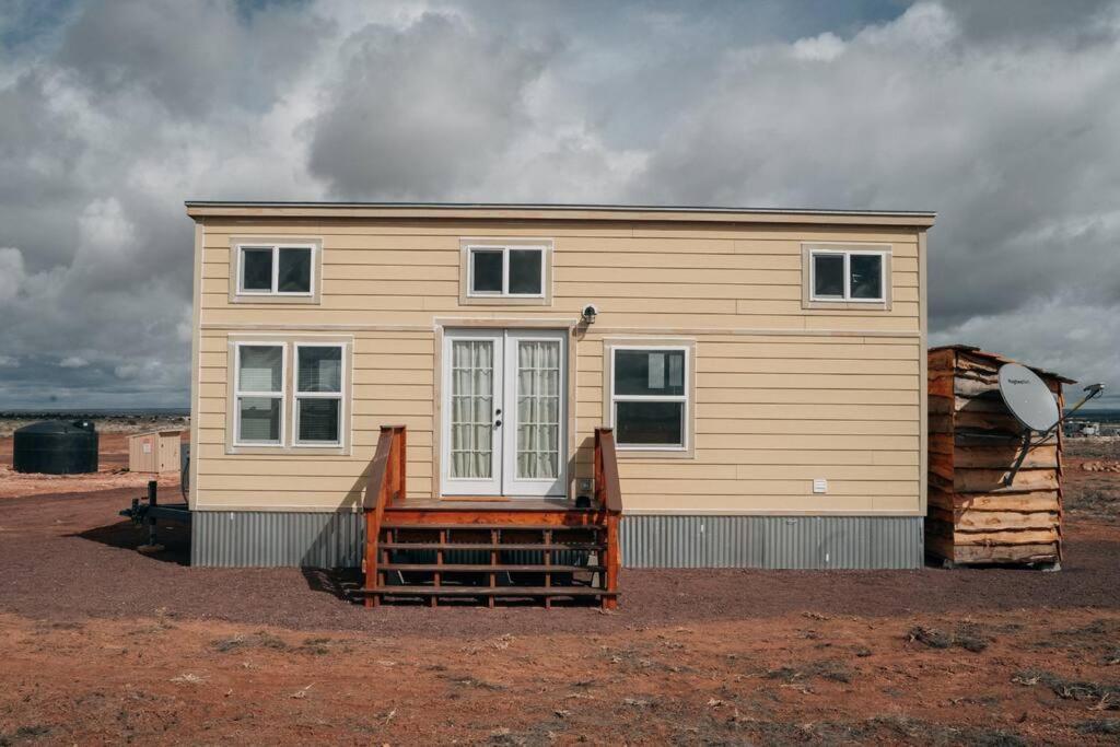 Grand Canyon Hideaway Tiny Home Валл Екстер'єр фото