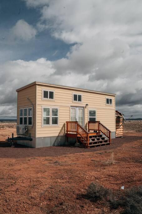 Grand Canyon Hideaway Tiny Home Валл Екстер'єр фото